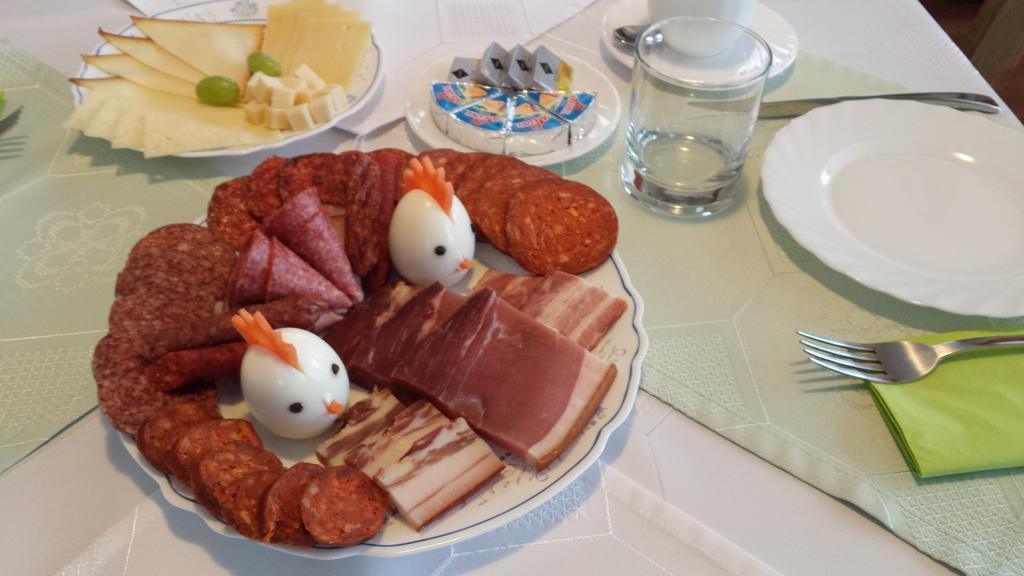 Szabo Vendeghaz Hotel Villany Ngoại thất bức ảnh
