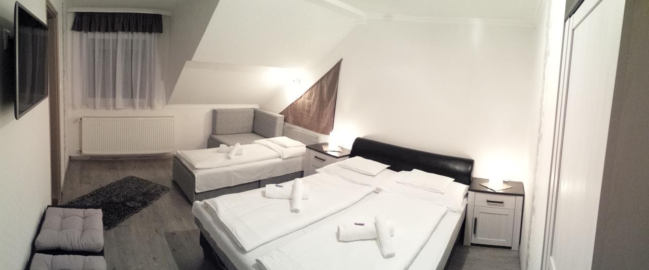 Szabo Vendeghaz Hotel Villany Ngoại thất bức ảnh