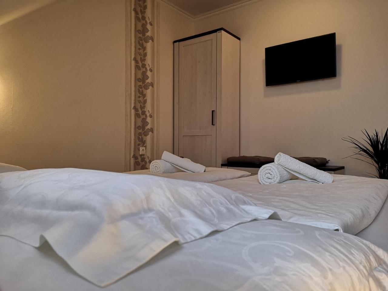 Szabo Vendeghaz Hotel Villany Ngoại thất bức ảnh